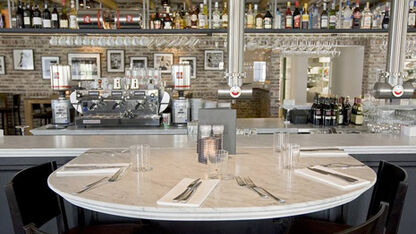 BarRestaurant geopend